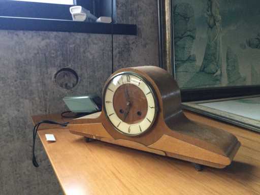 Orologio vintage a camino Junghans