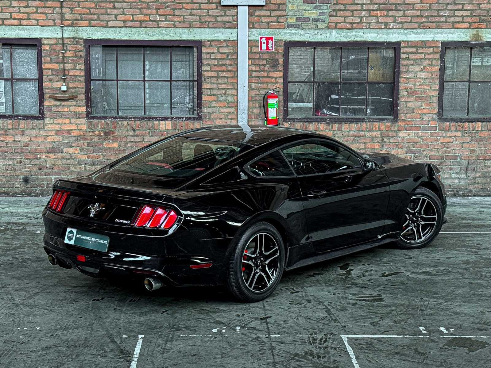 Ford Mustang 3.7 V6 300pk 2015 Coupe
