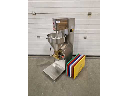 Polpette che formano macchina