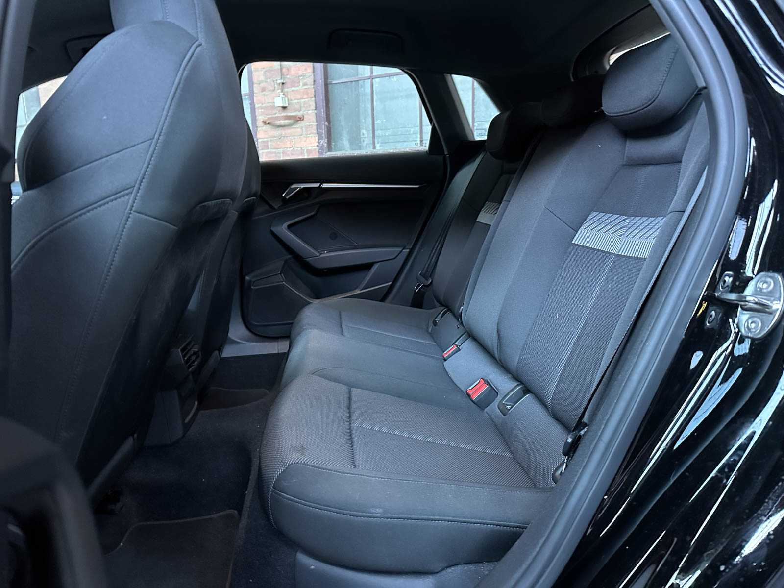 Audi A3 Sportback 35 TFSI Business Edition S Tronic 150pk 2021 (Origineel-NL + 1e Eigenaar), L-816-PG