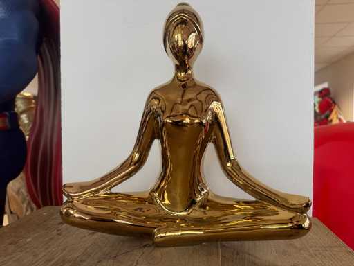 Yoga Lady Chrome Gold H36cm x L31cm