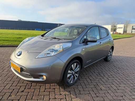 Nissan LEAF Base 24 kWh, 1-SLJ-82