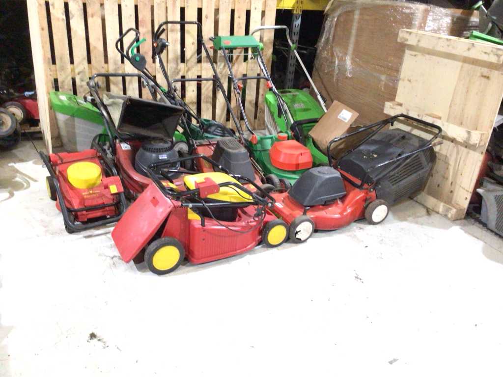 Party Lawn Mower