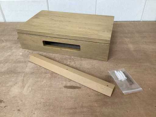 DIFFERNZ helles Eichenregal für Waschbecken