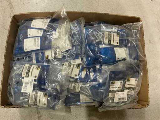 Lot Sencys Universalschrauben 6x30mm (22 Boxen)