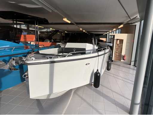 2023 Tridente 26 GT Sportcruiser