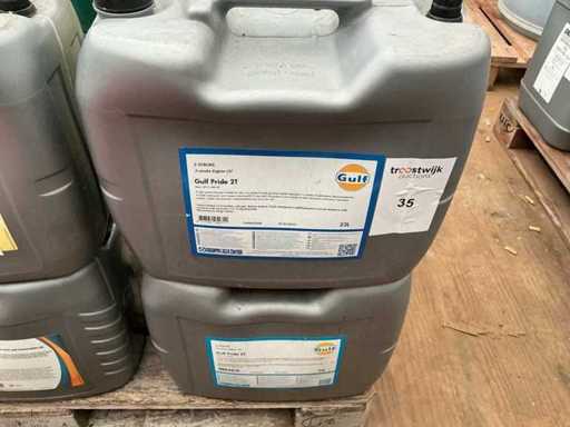 Gulf,inhoud 20 liter 2- Stoke Motorolie (2x)