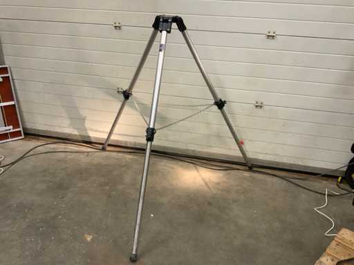 Manfrotto Cruppo Tripod