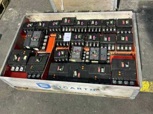 Merlin Gerin Circuit Breaker (23x)