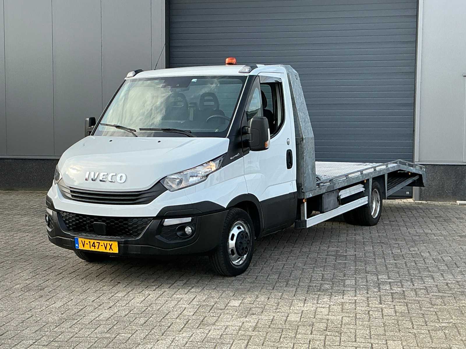 2019 Iveco 40C15 Ride-on Trailer “Witteveen”