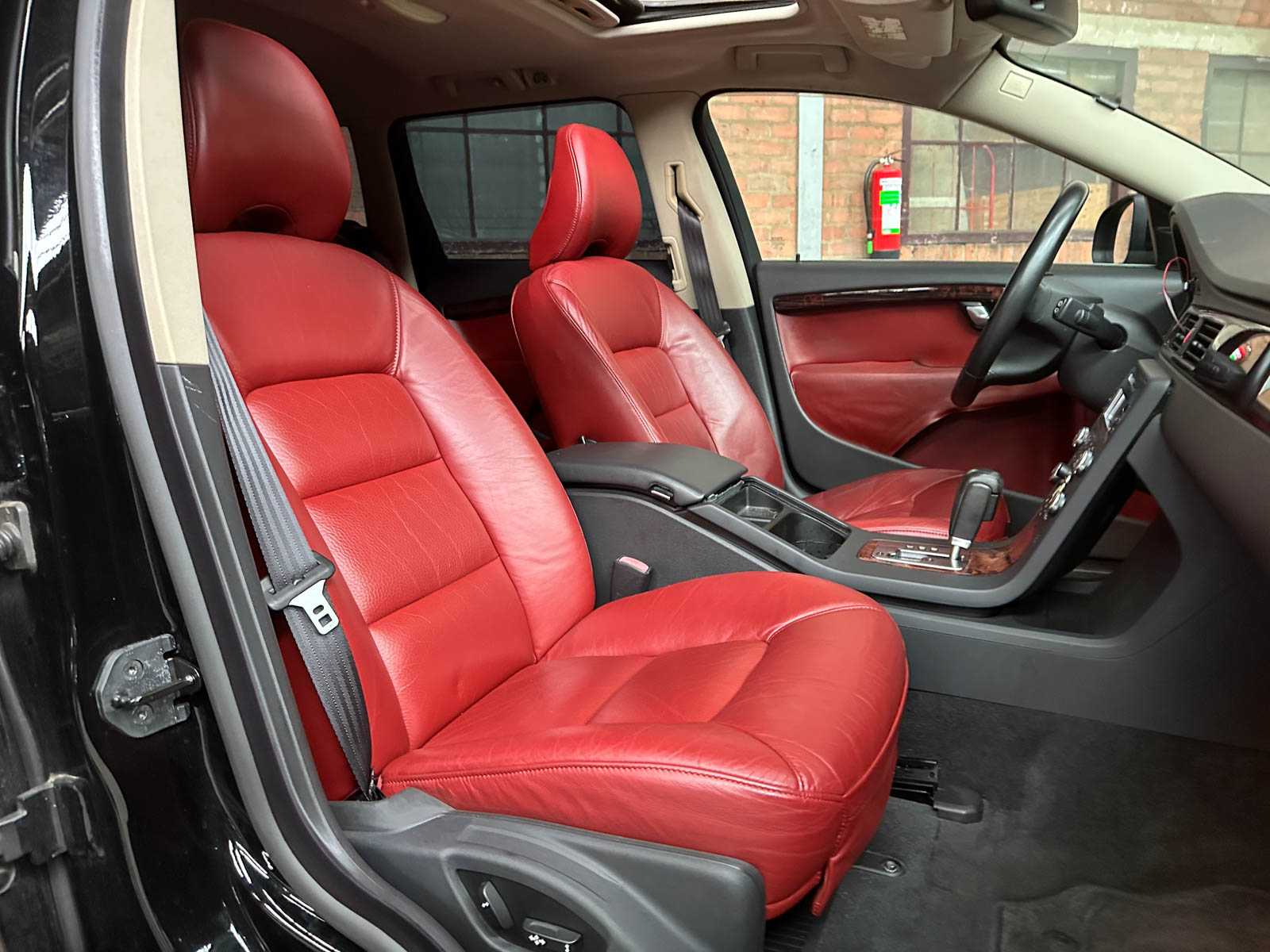 Volvo V70 3.2 6-cylinder 238hp 2008 youngtimer