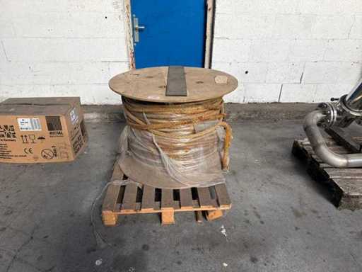 Gevlochten touw op haspel