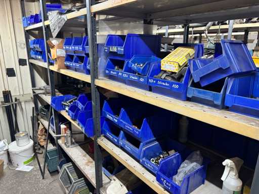 Pièces de rechange / contenu du magazine