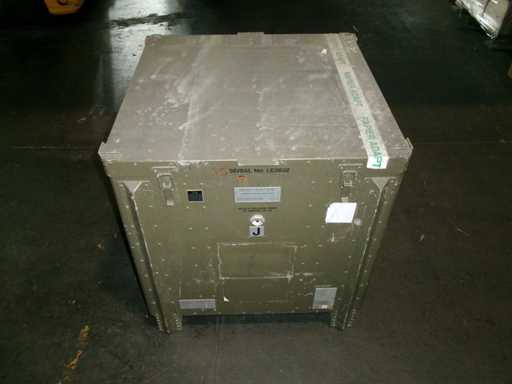 Conteneur de transport britannique, env. 80x80x80 cm (GH)