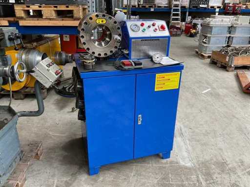 Presă pentru furtun hidraulic