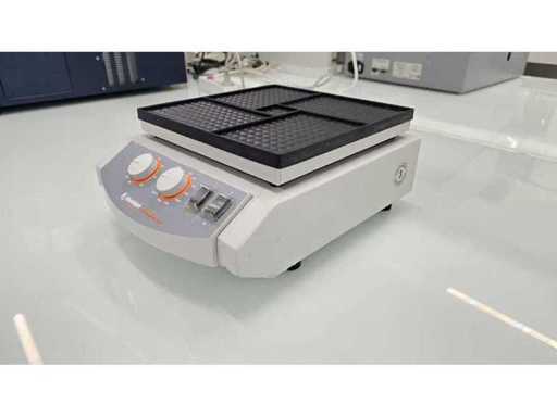 Heidolph - Titramax 100 - Stirrer