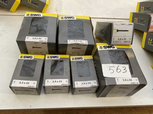 7 Kartons mit Trockenbauschrauben