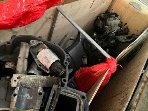 Różne części - Bloki silników - Części silników zaburtowych