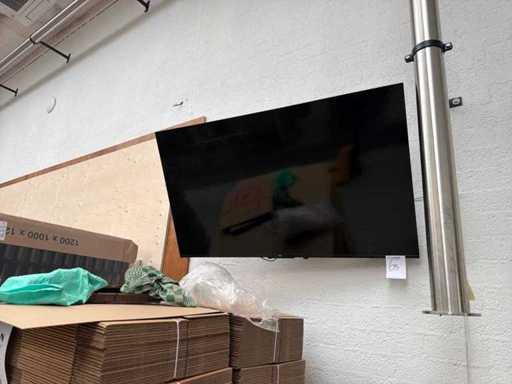 TCL Television 70x120 (without remote control)
