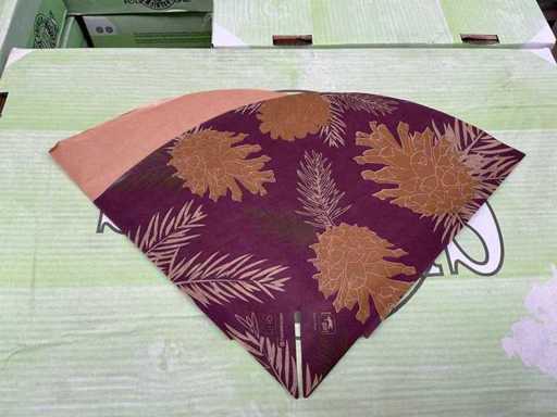 Partij bloemenhoezen 35x35cm Roundina 45gr pinecone paars (18500x)