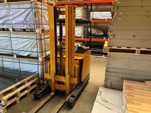 Reach truck jungheinrich