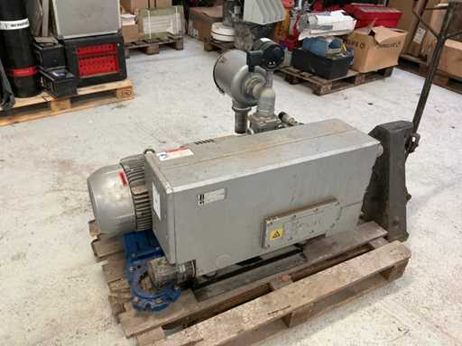 Busch RA 0255 D561 CUXX Pompa a vuoto a palette rotative