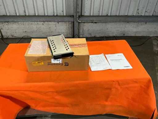 Extreme Networks NI-MLX-10GX8-M Expansion Module