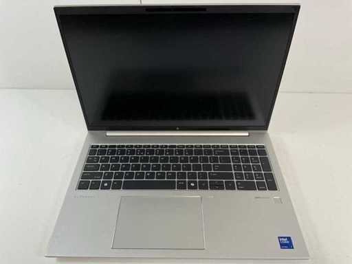 HP EliteBook 860 G11 16", Core(TM) Ultra 7 165H, 32 GB RAM, 512 GB NVMe Laptop