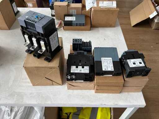 Siemens Electronics components (11x)