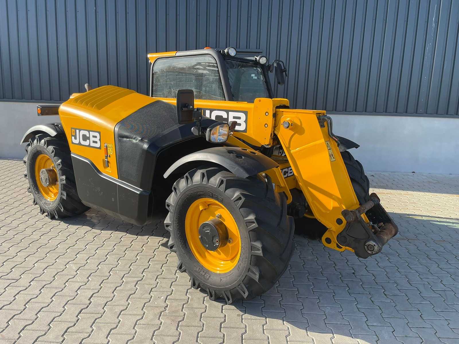 2017 JCB 527-58 AG+ Telehandler