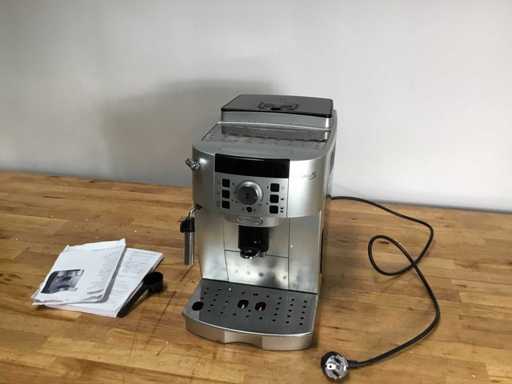 Delonghi - Magnifica S - Espresso machine