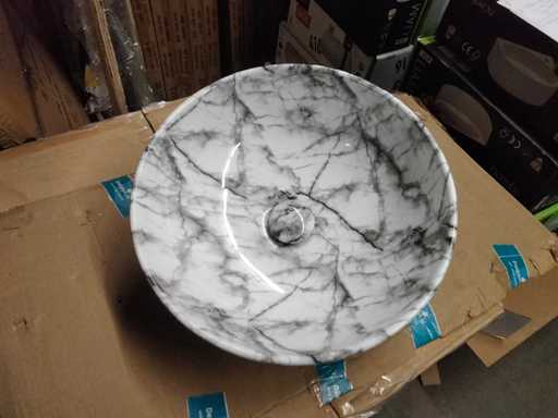 Chiuvet? frumoas? cu aspect de marmur?