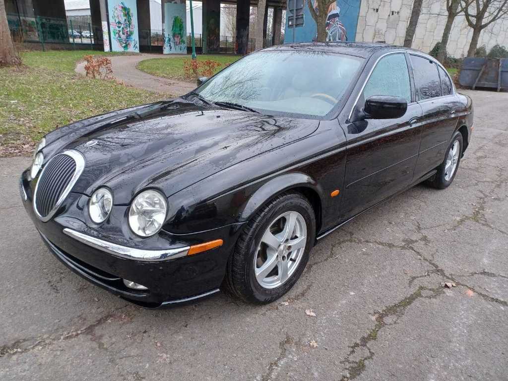 Jaguar S-type, 2000