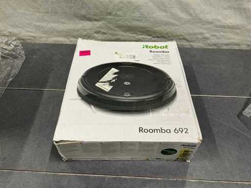Robotul Roomba 692