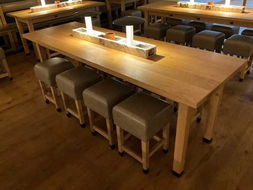 Hutten - Halfhoge tafel met marmeren opbouw & verlichting