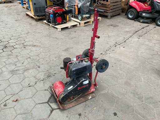 Revo E 673 LS Schwingplatten-Kompaktor