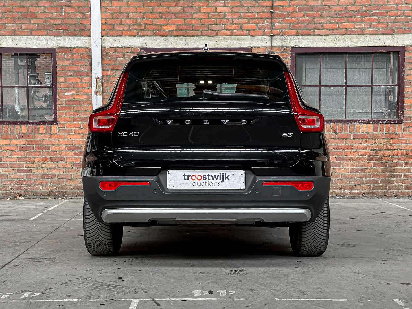 Volvo XC40 2.0 B3 Mild-Hybrid 163pk 2024