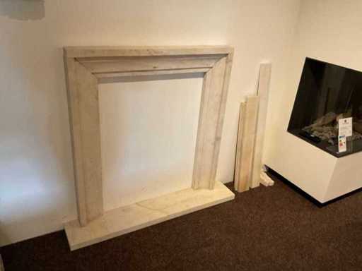 Kamin aus Naturstein