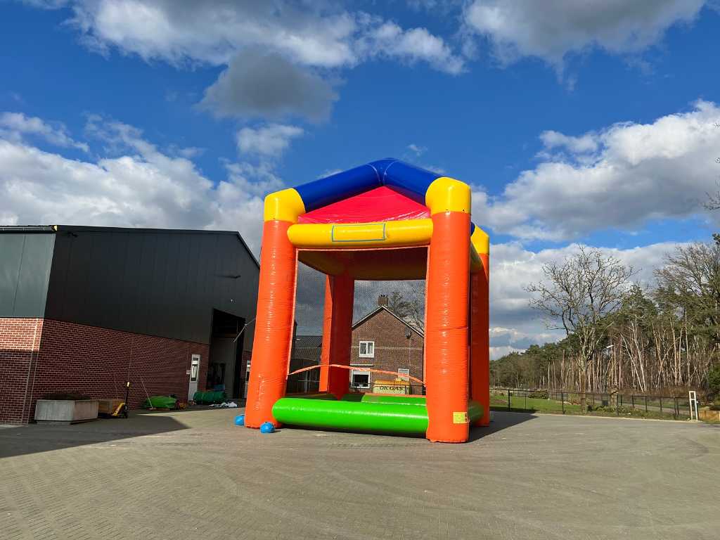 JB Inflatables - crate stacking bouncy castle