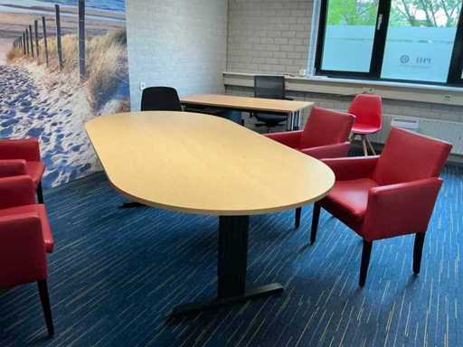 Vergader/ kantoorruimte