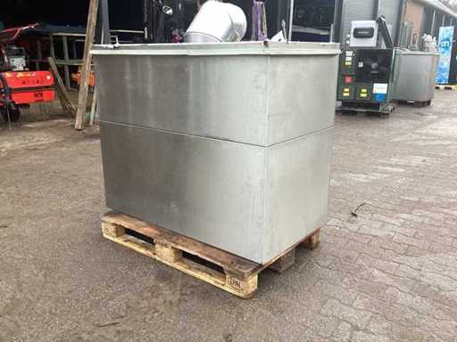 Hotte extractrice plafon