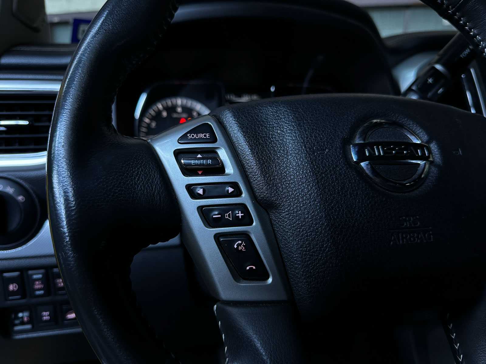 Nissan Titan PRO-4X 5.6 V8 396pk 2018