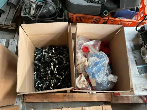 Lot de cleme de ?eav? ?i capace de mortar