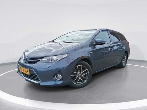 Toyota Auris Touring Sports 1.8 Hybrid Lease 2014 | 7-XJR-65