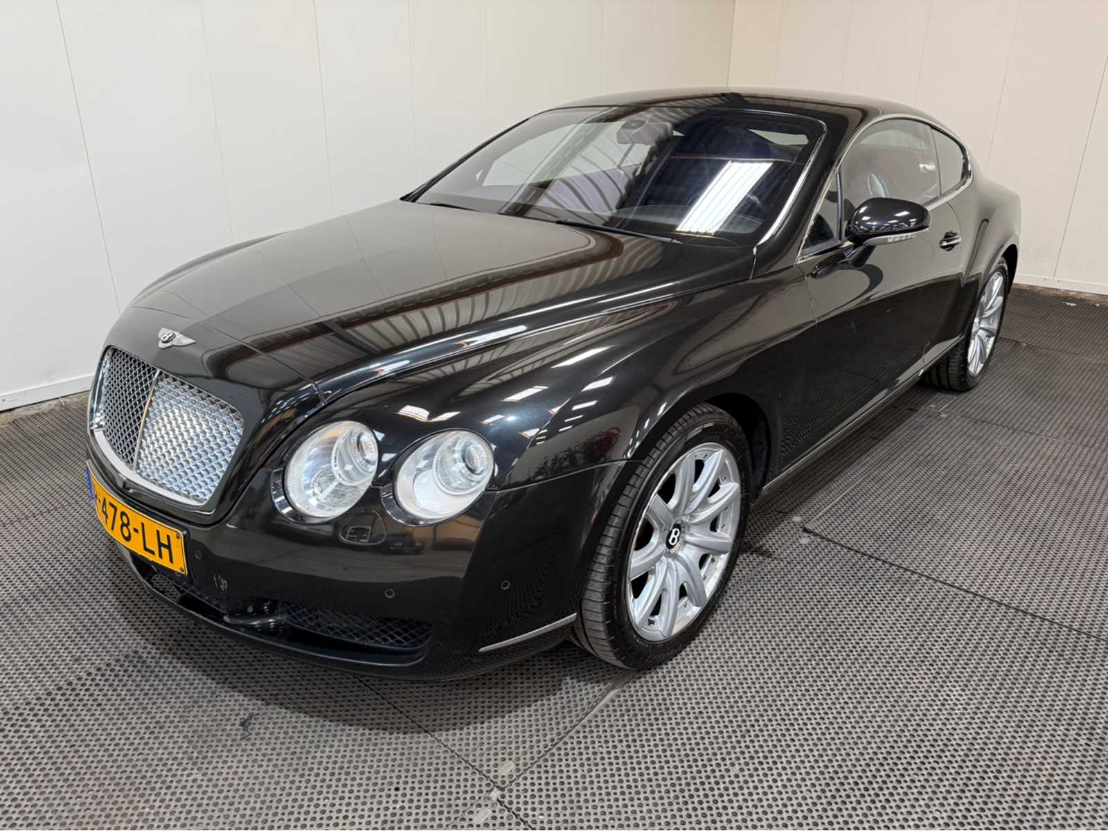 Bentley – Continental GT – 6.0 W12 Twin Turbo – Passenger car – 2005