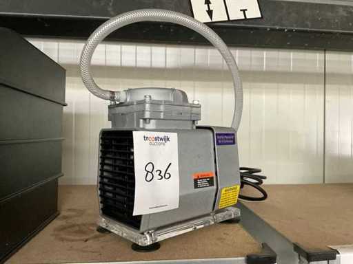 Gast DOA-V502-EN Membraanpomp
