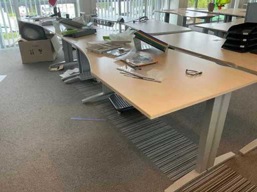 Différents bureaux (3x)