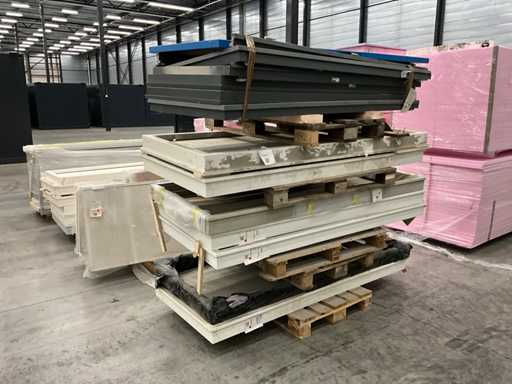 Serie di telai per porte