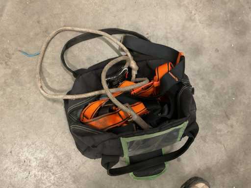 Ochrona przed upadkiem wyzwalającym