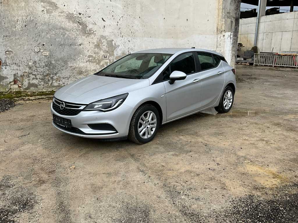 Opel Astra Turbo Voiture